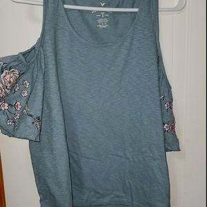 AE Soft and Sexy Off the shoulder